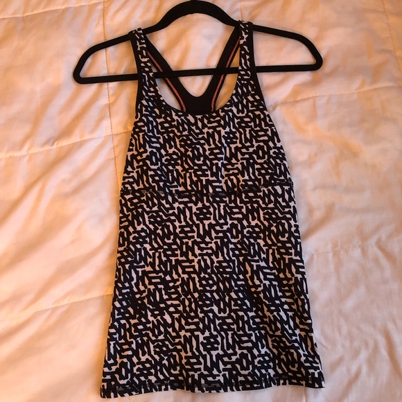 Patterned Lululemon Tank Top With Bra Size 8 - Picture 2 of 4
